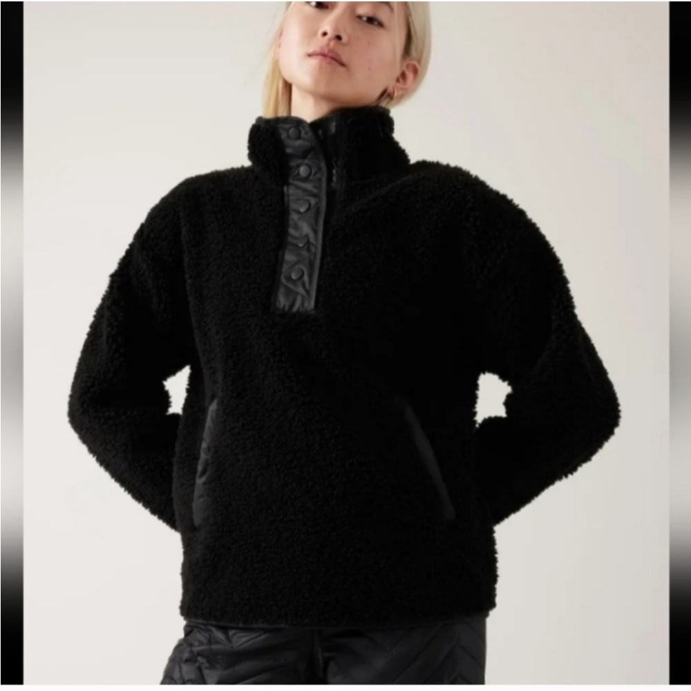Athleta Cozy Sherpa Snap Sweatshirt in Black Size Medium